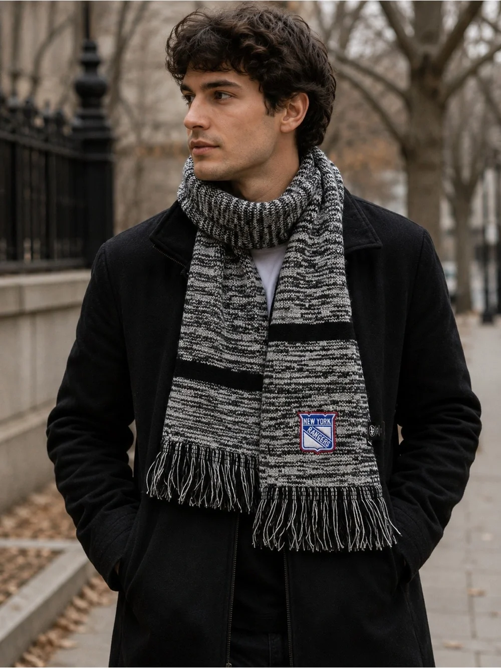 NY Rangers Black & White Knit Scarf - Team Logo